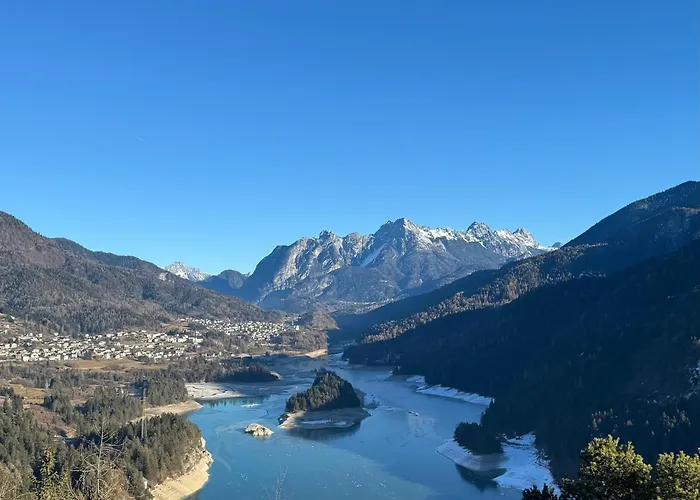 La Fenestra Cadore - Dolomiti Apartamento *